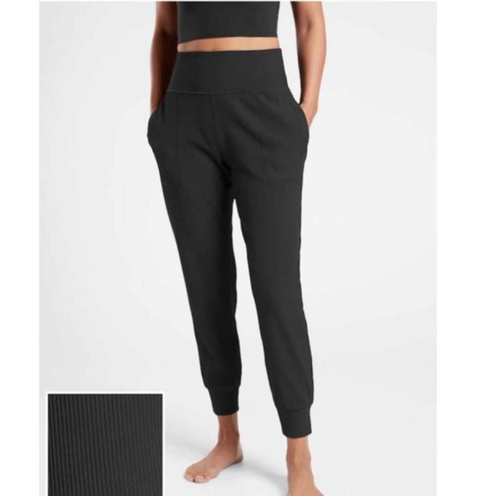 Athleta Salutation Rib Jogger Black Size Medium Petite